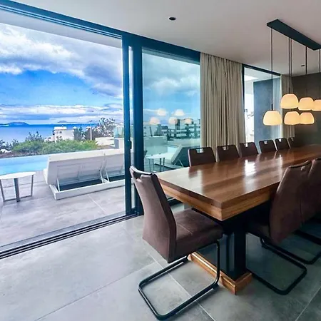 Villa Infinity