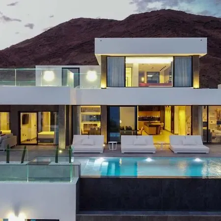 Infinity Villa *