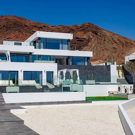 Villa Infinity